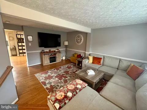 2409 Warm Spring Way, Odenton, MD 21113 photo 3