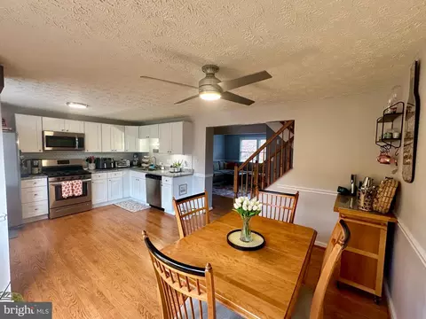 2409 Warm Spring Way, Odenton, MD 21113 photo 6