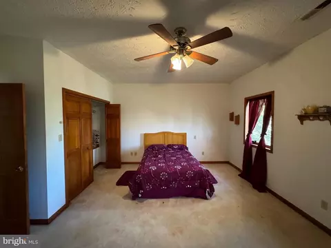Bedroom - 4831 Idlewilde Rd, Shady Side, MD 20764 photo 4 of 5