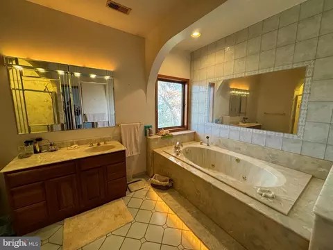 Bath - 4831 Idlewilde Rd, Shady Side, MD 20764 photo 2 of 3