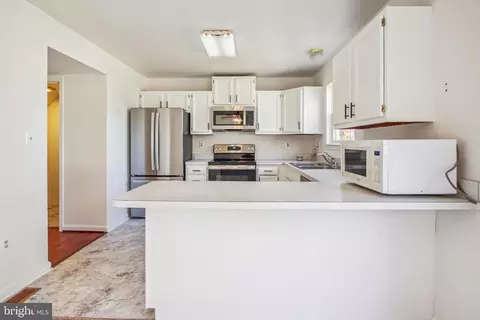 7789 W Shore Rd, Pasadena, MD 21122 photo 7