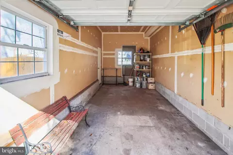 7789 W Shore Rd, Pasadena, MD 21122 photo 32