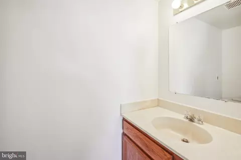 7789 W Shore Rd, Pasadena, MD 21122 photo 14