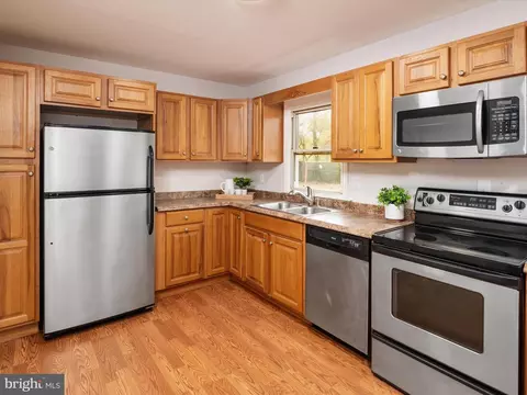 8151 Elizabeth Rd, Pasadena, MD 21122 photo 8