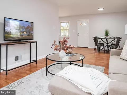8151 Elizabeth Rd, Pasadena, MD 21122 photo 17
