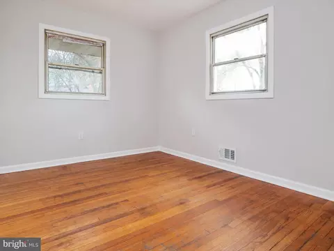8151 Elizabeth Rd, Pasadena, MD 21122 photo 25