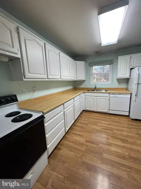 518 Augusta Dr, Arnold, MD 21012 photo 5