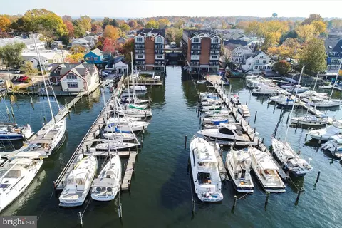 312 Severn Ave #E412, Annapolis, MD 21403