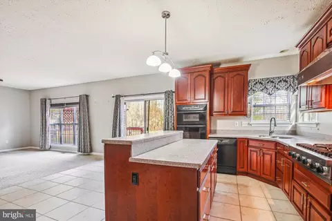 2420 Hightee Ct, Crofton, MD 21114 photo 18