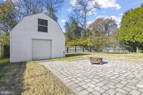 8 Brookview Ave, Pasadena, MD 21122 photo 23