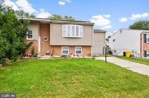1062 Vena Ln, Pasadena, MD 21122