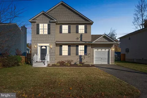 318 Cedar Grove Rd, Edgewater, MD 21037