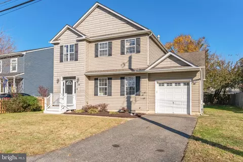 318 Cedar Grove Rd, Edgewater, MD 21037 photo 2