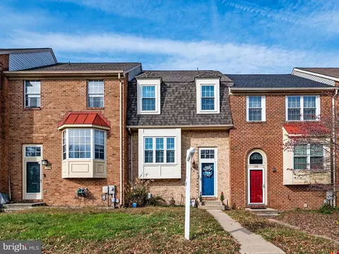 1306 Creekland Ct, Stoney Beach, MD 21226