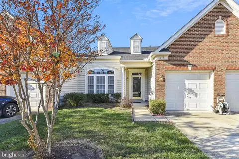 347 Hamlet Cir, Edgewater, MD 21037