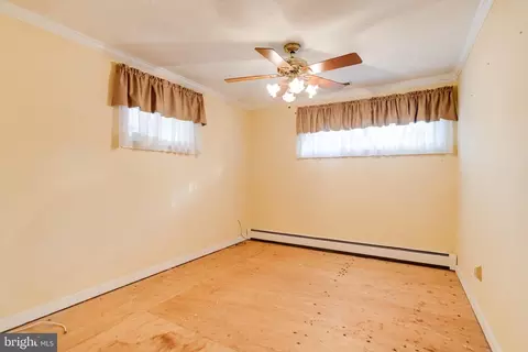 704 Birch Ave, Pasadena, MD 21122 photo 36