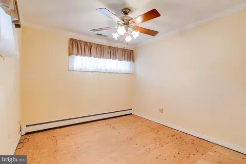 704 Birch Ave, Pasadena, MD 21122 photo 38