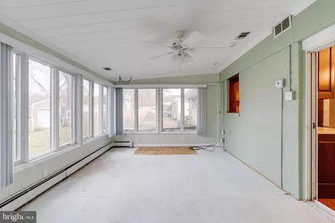 704 Birch Ave, Pasadena, MD 21122 photo 19