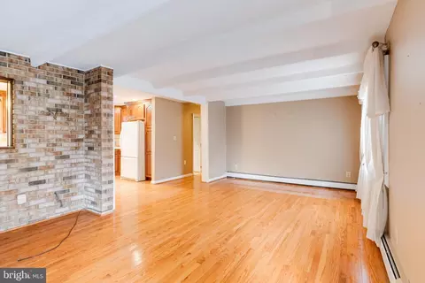 704 Birch Ave, Pasadena, MD 21122 photo 4