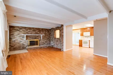 704 Birch Ave, Pasadena, MD 21122 photo 10