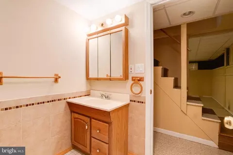 704 Birch Ave, Pasadena, MD 21122 photo 48