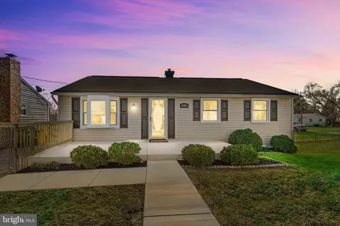 519 Holy Cross Rd, Brooklyn, MD 21225