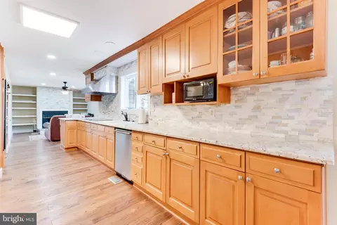 613 Harbor Dr, Annapolis, MD 21403 photo 7
