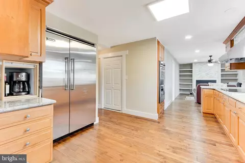 613 Harbor Dr, Annapolis, MD 21403 photo 8