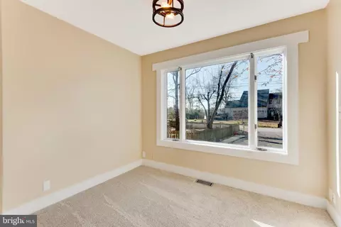 613 Harbor Dr, Annapolis, MD 21403 photo 13