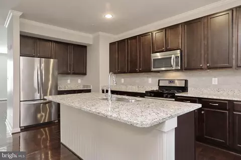 102 Dark Sky Xing, Pasadena, MD 21122 photo 25