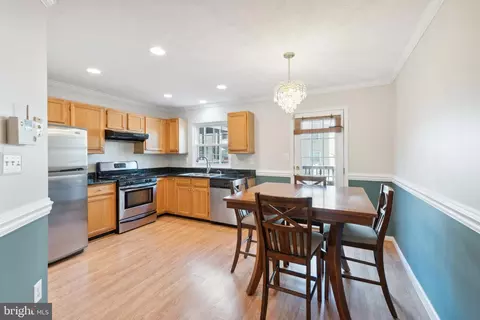 8306 Widgeon Pl, Laurel, MD 20724 photo 3