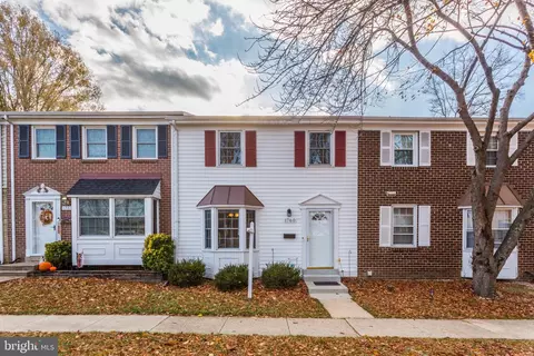 1760 Castleford Sq, Crofton, MD 21114