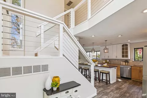 888 Northfield Ave, Pasadena, MD 21122 photo 5
