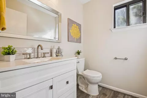 888 Northfield Ave, Pasadena, MD 21122 photo 20