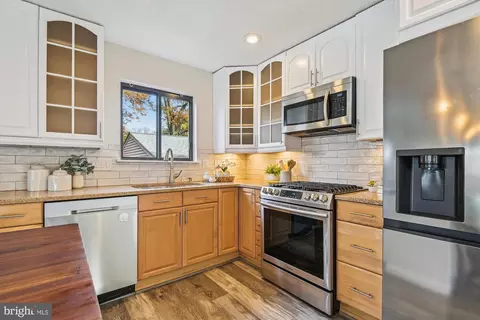 888 Northfield Ave, Pasadena, MD 21122 photo 12