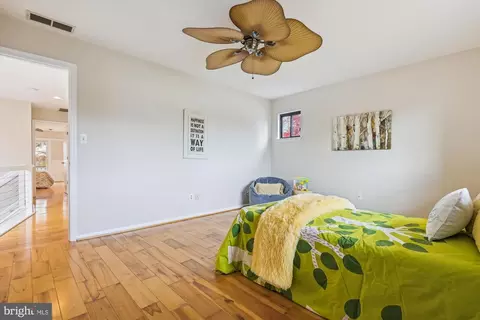 888 Northfield Ave, Pasadena, MD 21122 photo 28