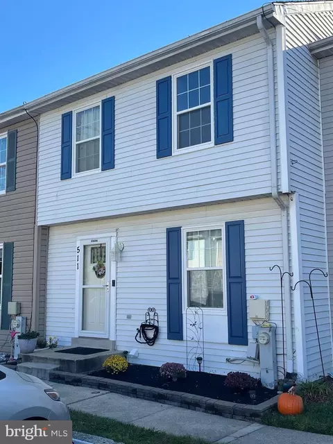511 Realm Ct E, Odenton, MD 21113 photo 2