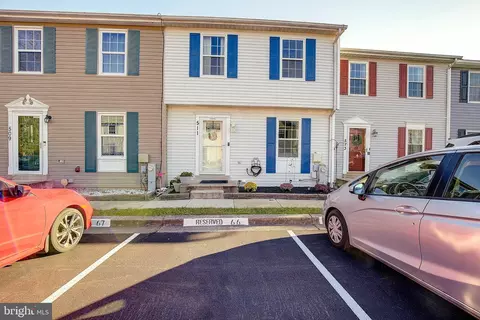 511 Realm Ct E, Odenton, MD 21113 photo 3