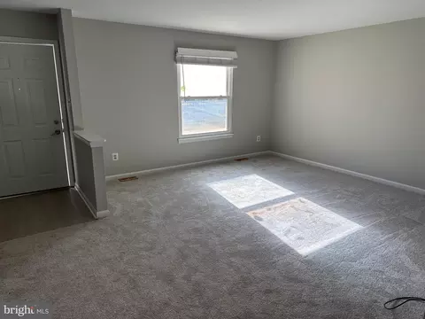 248 Ullman Rd, Pasadena, MD 21122 photo 4