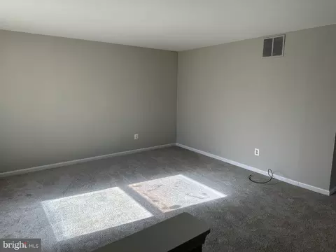 248 Ullman Rd, Pasadena, MD 21122 photo 5