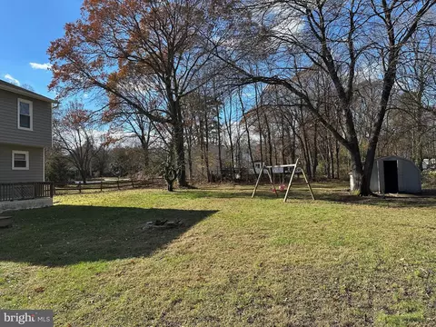 248 Ullman Rd, Pasadena, MD 21122 photo 3