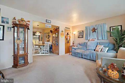 771 221st St, Pasadena, MD 21122 photo 5