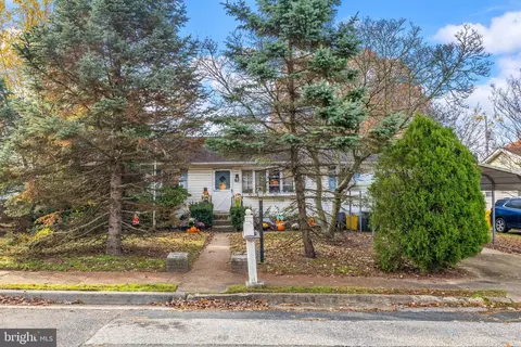 771 221st St, Pasadena, MD 21122