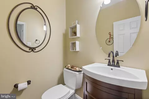 842 Thicket Ct, Odenton, MD 21113 photo 12