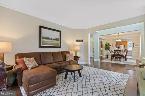 842 Thicket Ct, Odenton, MD 21113 photo 6