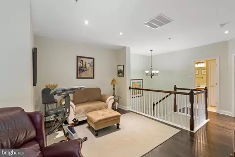 842 Thicket Ct, Odenton, MD 21113 photo 18