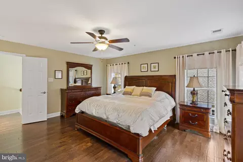 842 Thicket Ct, Odenton, MD 21113 photo 26