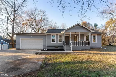 9216 Fort Smallwood Rd, Pasadena, MD 21122