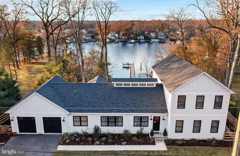 338 Somerset Rd, Pasadena, MD 21122