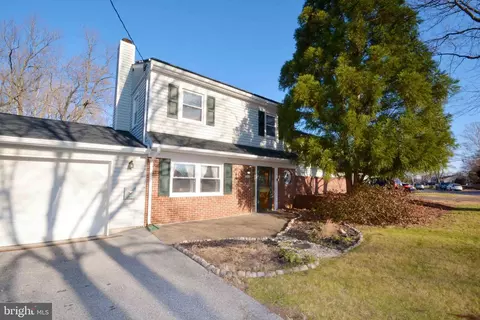 8563 Main Ave, Pasadena, MD 21122